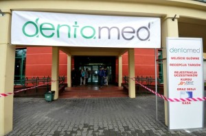 Tajemnice zdrowego i pięknego uśmiechu - Targi Dentamed witały wszystkich uczestników już od samego wejścia