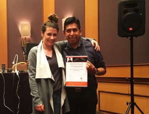 Lek. stom. implantolog Ewa Ziemba-Popławska z Ivanem Ronaldem Huanca Sztuka modelowania w stomatologii - lek. stom. implantolog Ewa Ziemba-Popławska z Ivanem Ronaldem Huanca